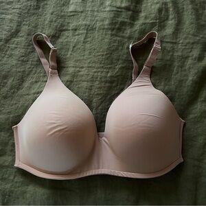 NWOT Soma Wireless Bra Size 36D Nude Color Comfy Simple Support